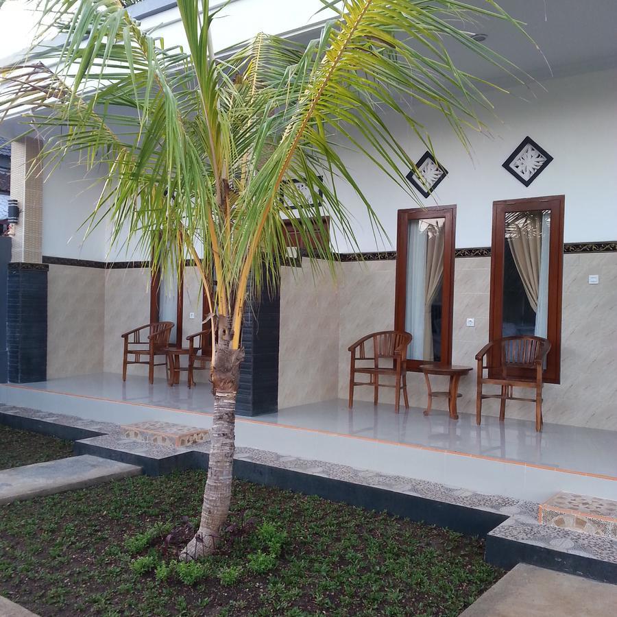 Ega Homestay Toyapakeh Buitenkant foto